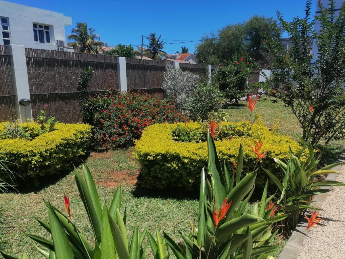 Villa Kayana Flic en Flac Exterior foto
